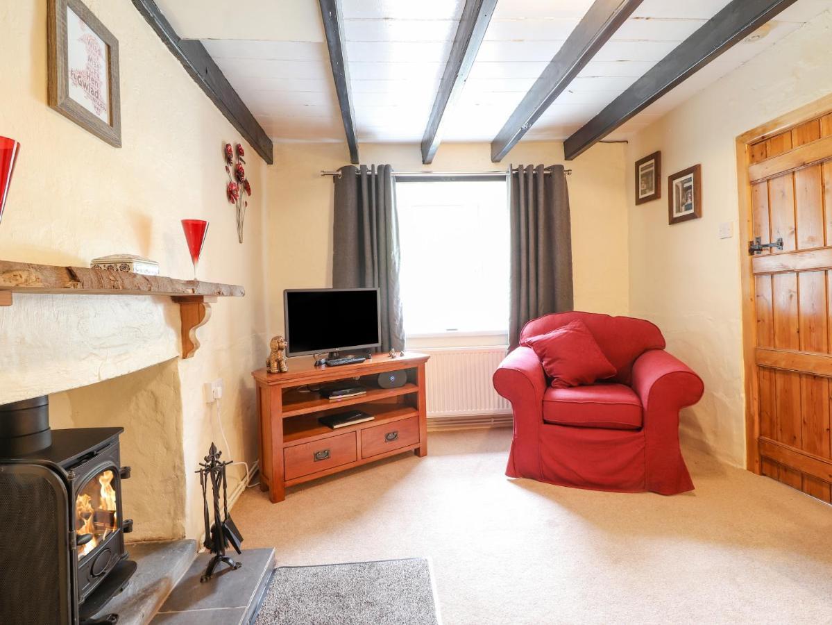 Panteg, Holiday home