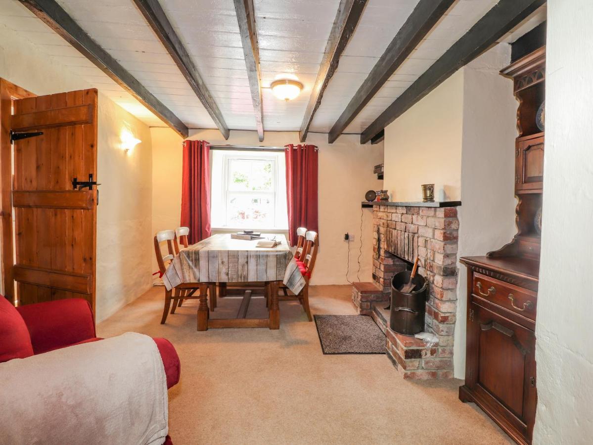 Panteg, Holiday home
